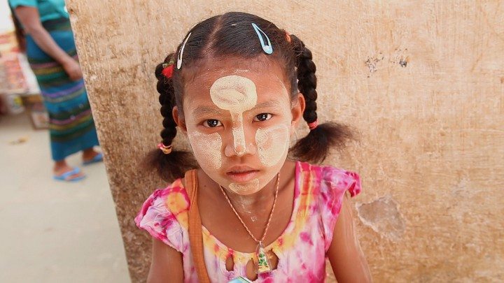 myanmar, bagan, fille birmane, thanaka