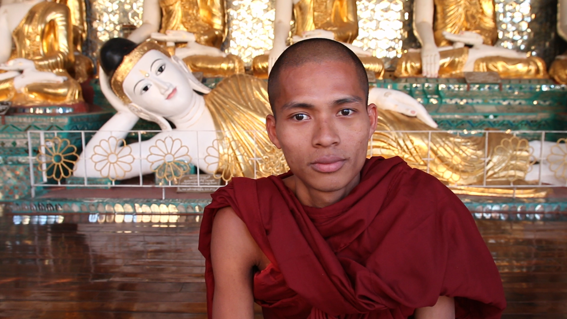 myanmar, birmanie, yangon, shwedagon, moine