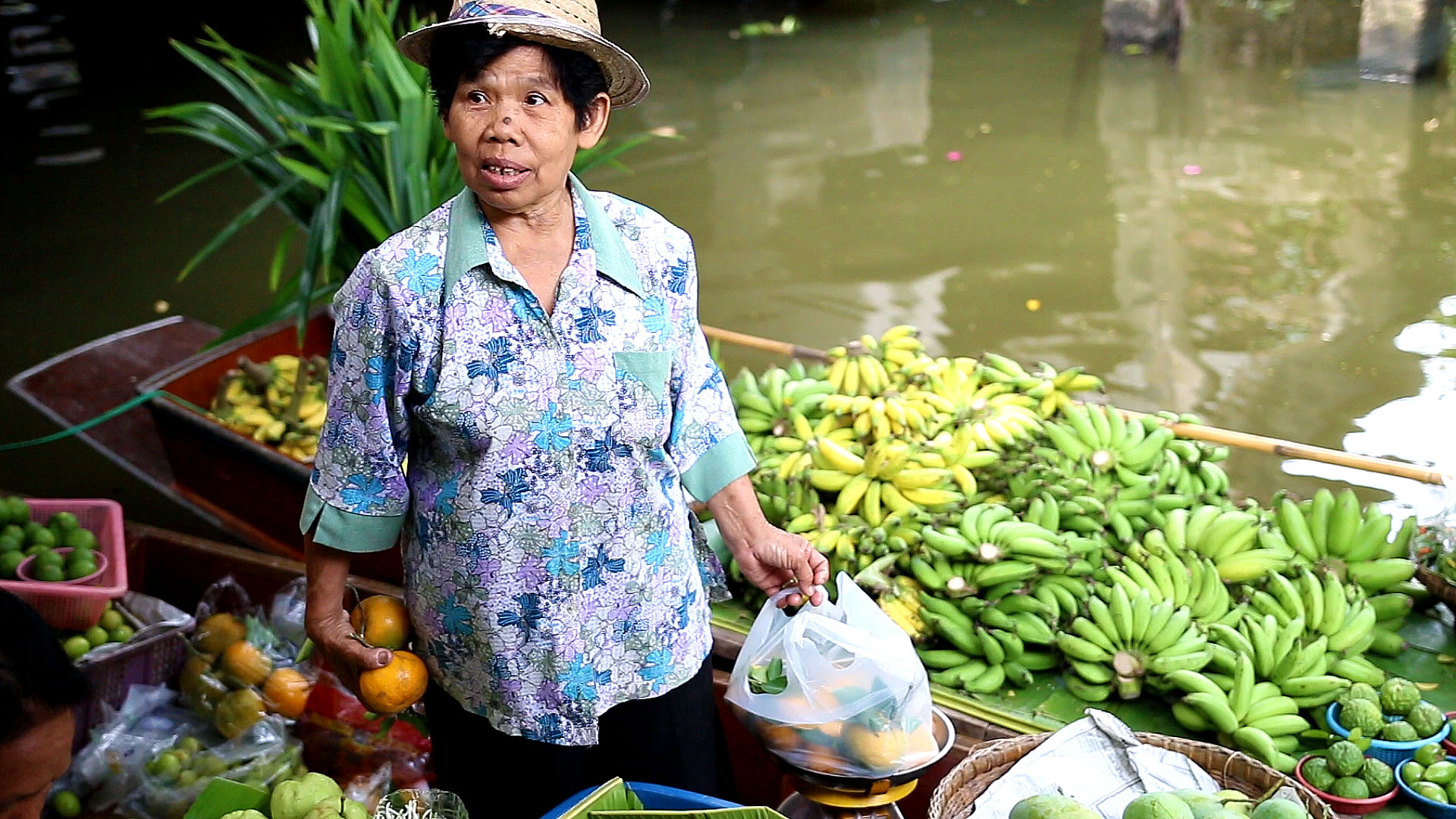 Khlong Lat Mayom, Thaïlande, Bangkok, vendeuse, marché flottant